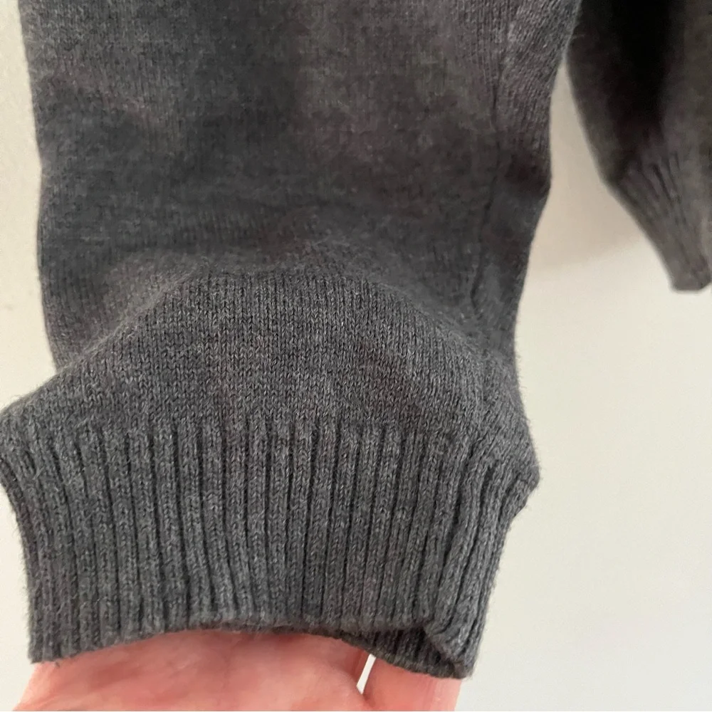 Bill Blass Gray Cotton Blend 1/4 zip pullover sweater Size Large.